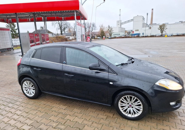 Fiat Bravo cena 12700 przebieg: 277000, rok produkcji 2009 z Szczebrzeszyn małe 106